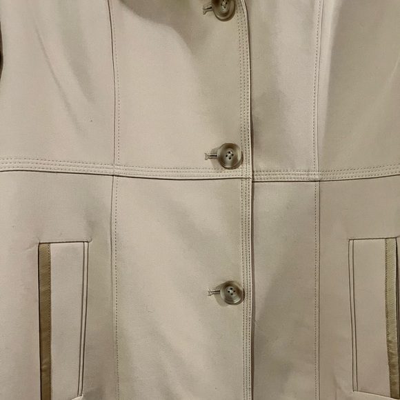 Johnston and Murphy Rain Jacket - Picture 2 of 4